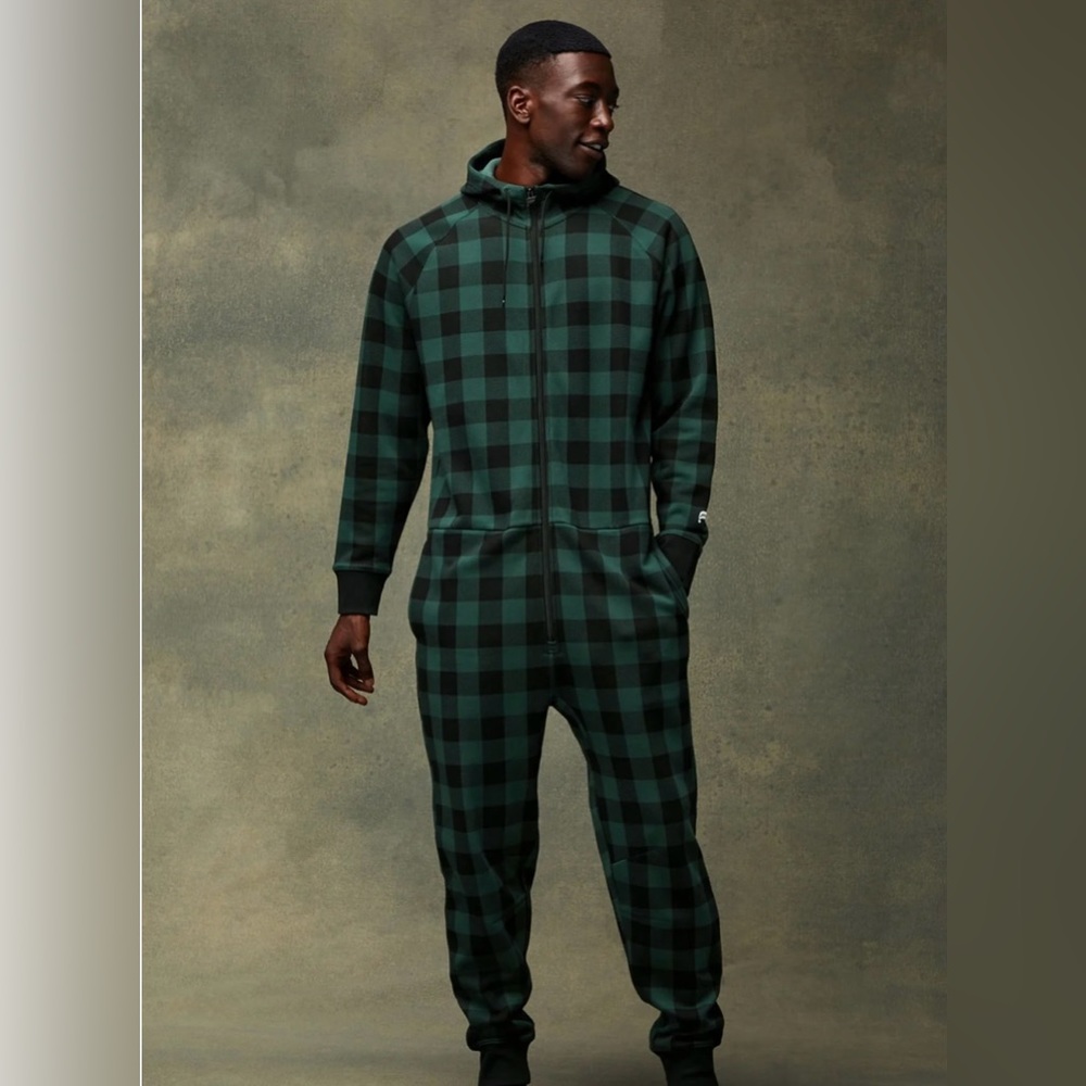 FABLETICS MENS ONESIE LOUNGE WEAR. GREEN FLANNEL PRINT.